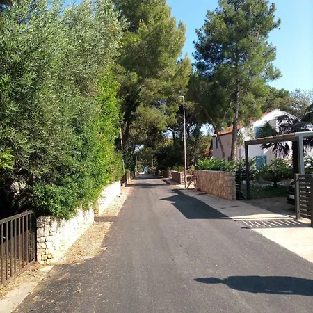 House Jasmina Semesterbostad