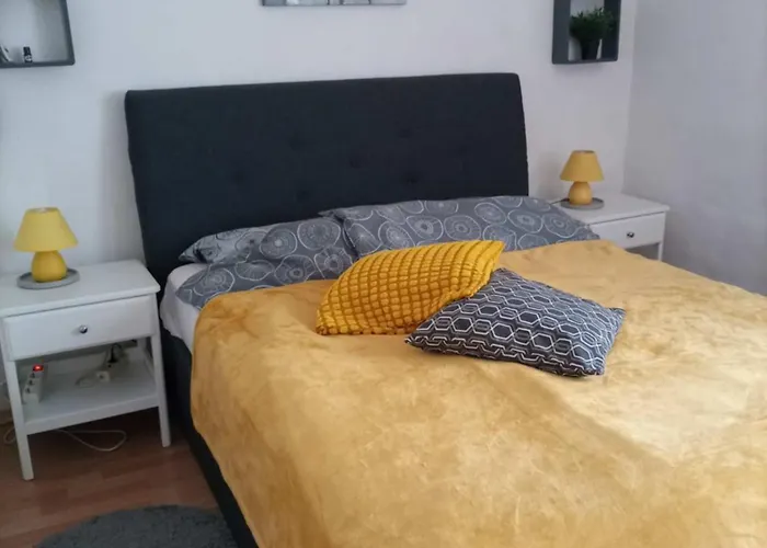 House Jasmina بيت للعطل *